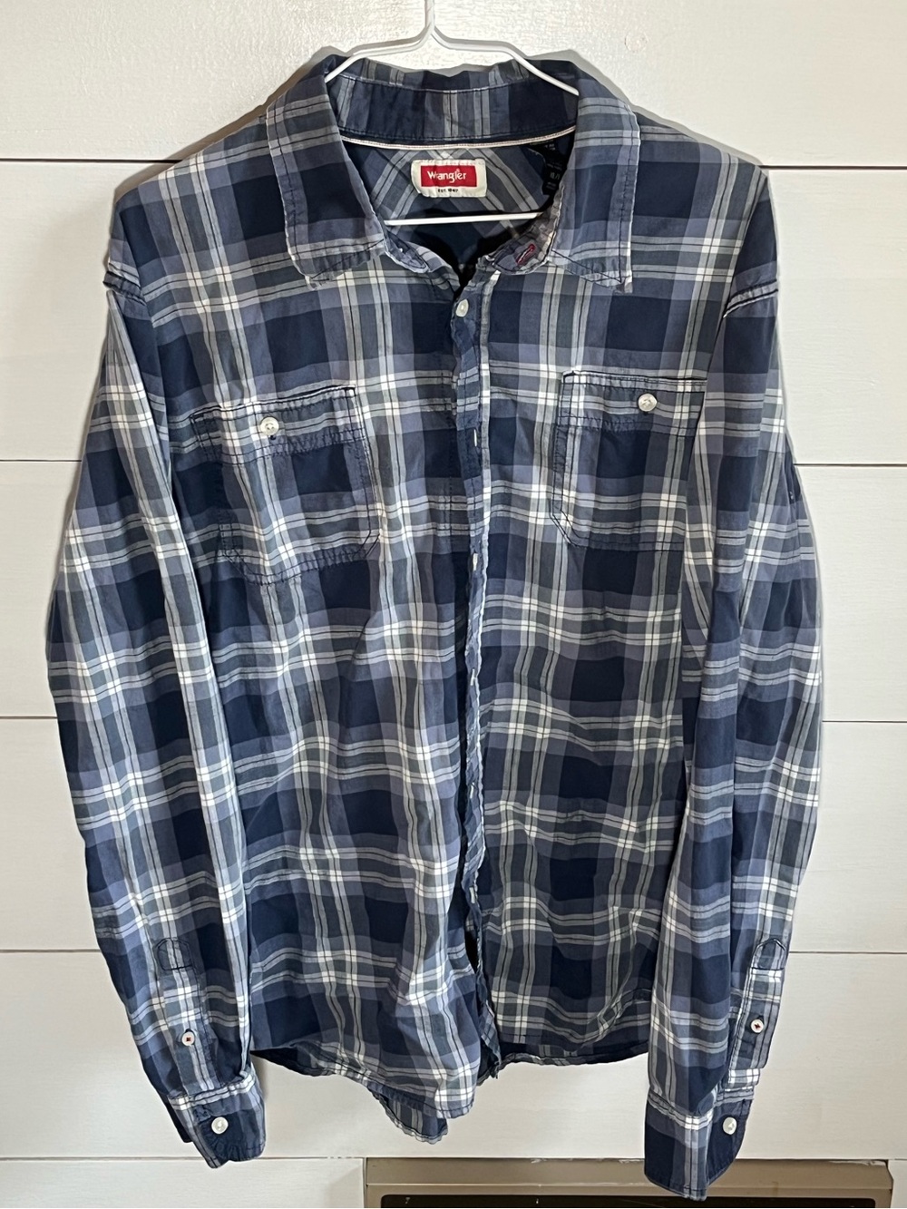 Wrangler Navy and White Plaid Long-Sleeve Button-Down Shirt